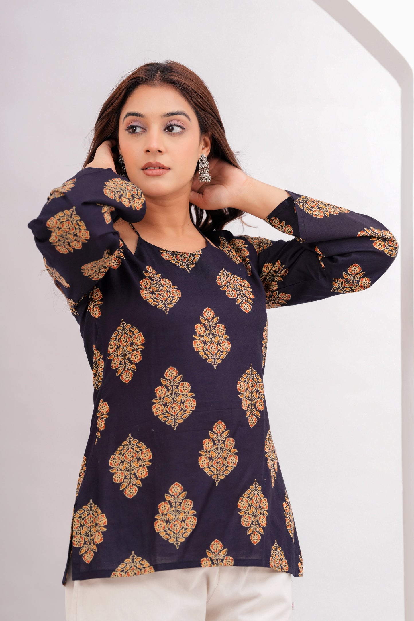 Navy Essence Short Top