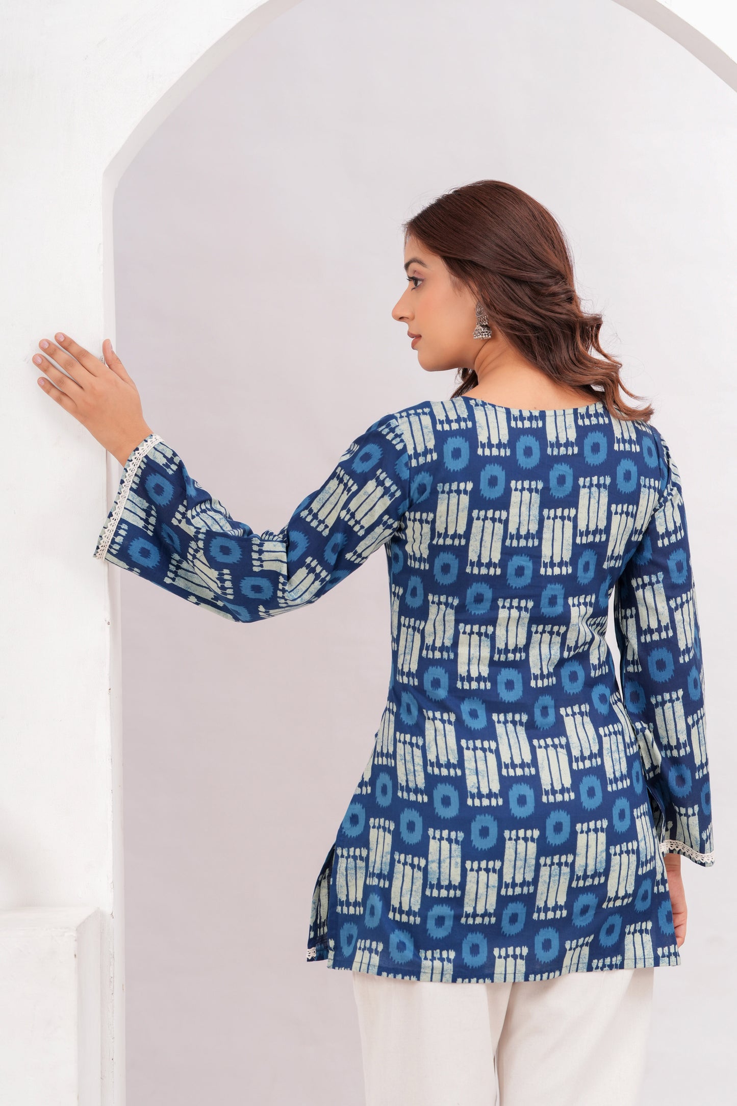 Abstract Indigo Short Top