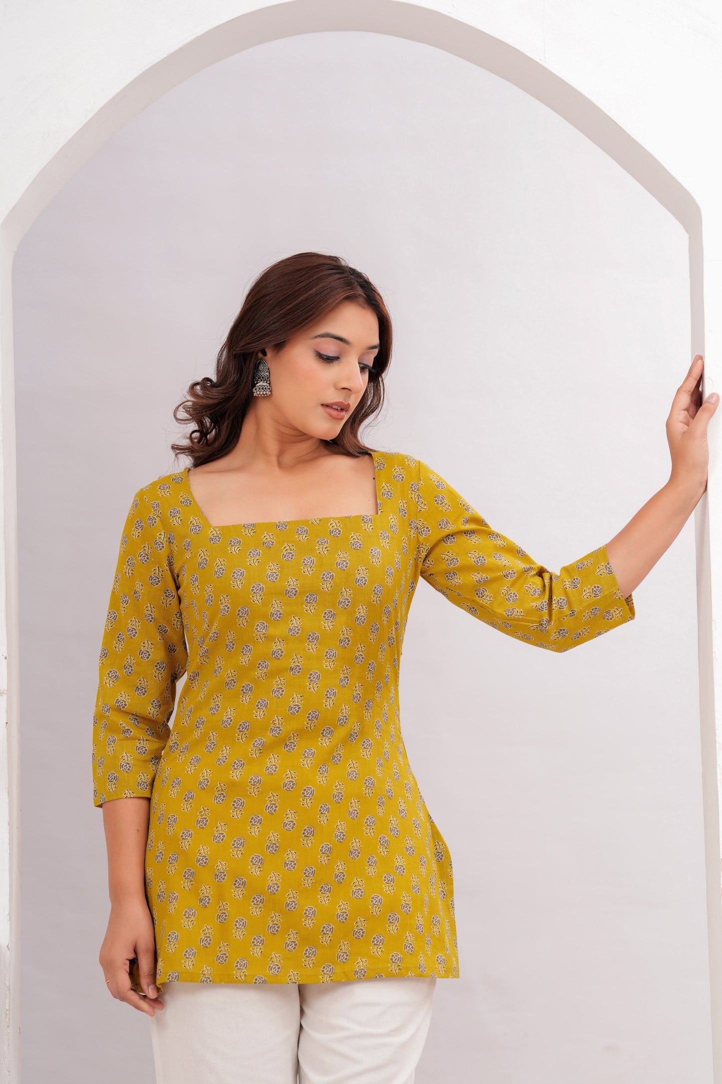 Herbal Gold Short Top