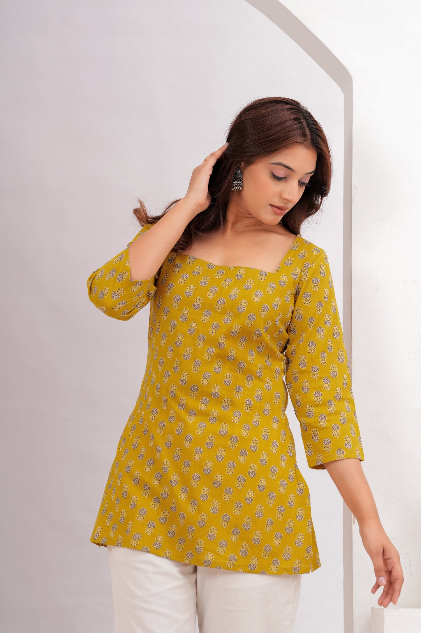 Herbal Gold Short Top